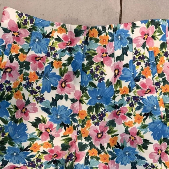 Zara retro taper fit floral pants- slacks. M - Picture 10 of 12